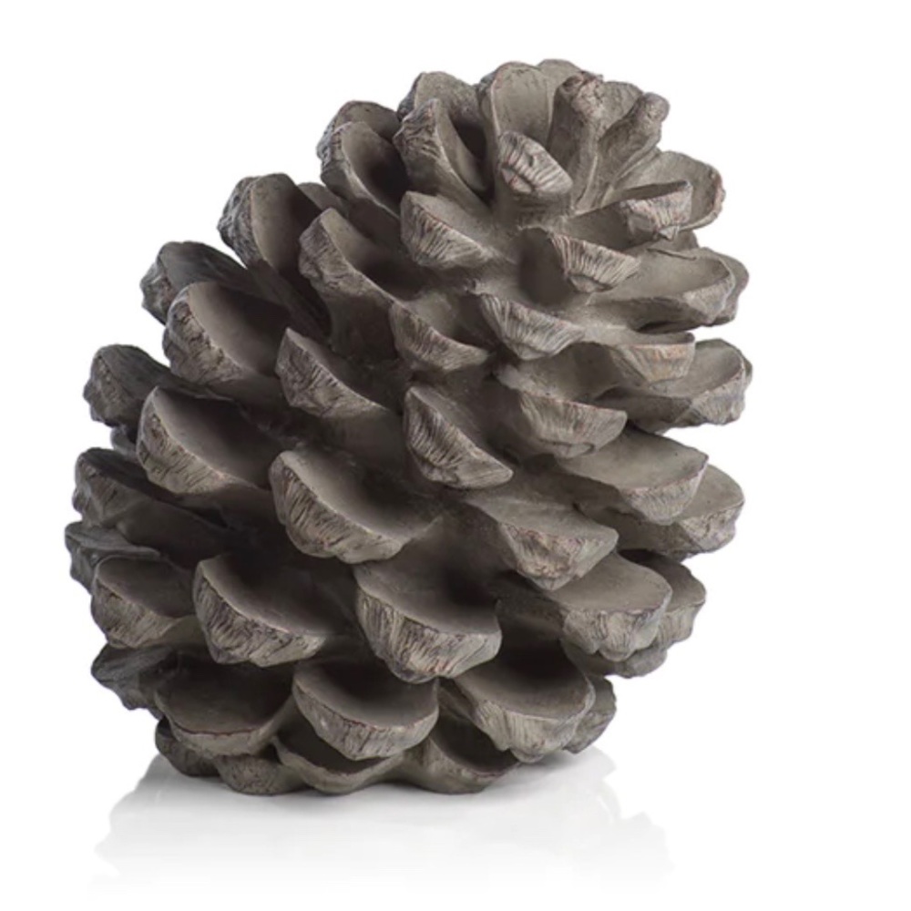 Decorative pine cone